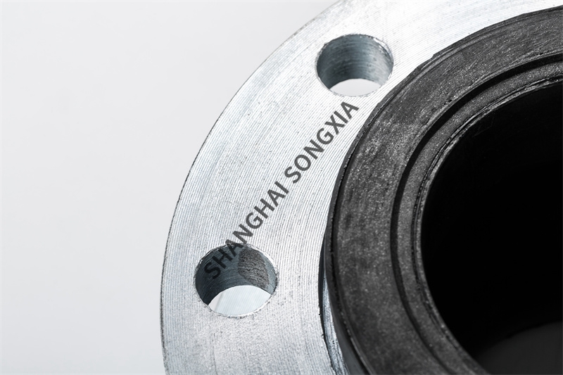 316不銹鋼氣壓給水設(shè)備橡膠接頭如果安裝限位裝置有什么要求?